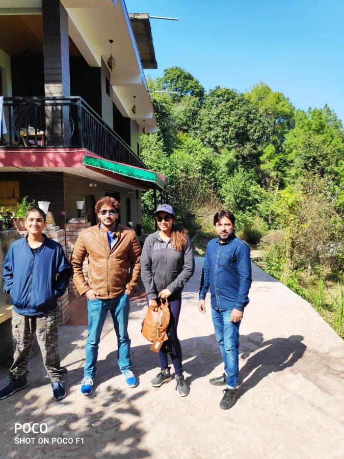 The Asgard Kasauli Bed and Breakfast Esterno foto