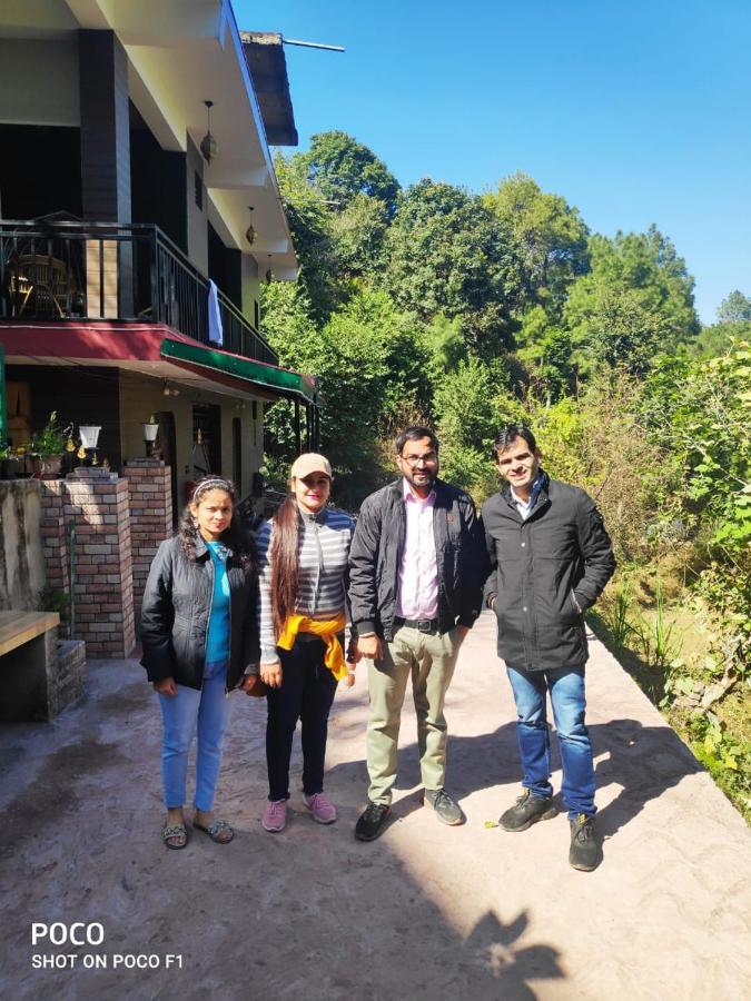 The Asgard Kasauli Bed and Breakfast Esterno foto