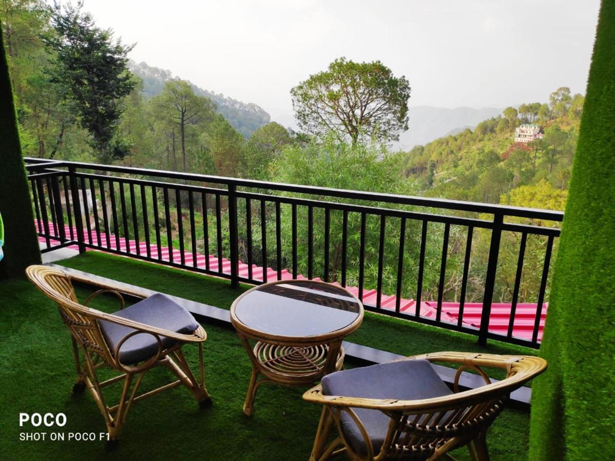 The Asgard Kasauli Bed and Breakfast Esterno foto